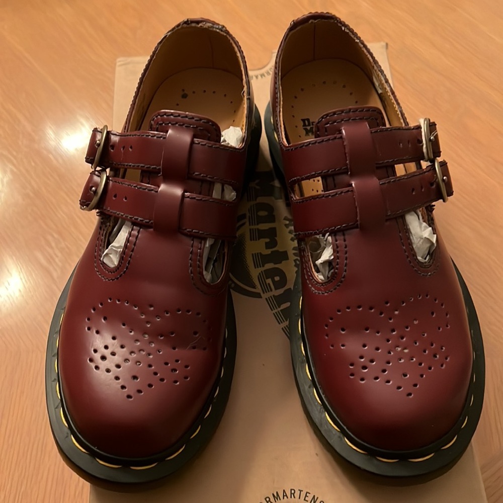 Dr. Martens 8065 Smooth double buckle